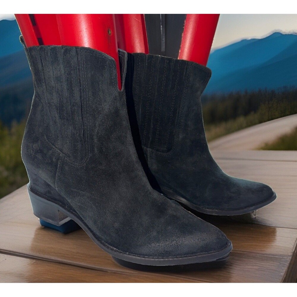 Women’s Matisse Meyer Suede Black western Ankle Boot Sz 8 M
